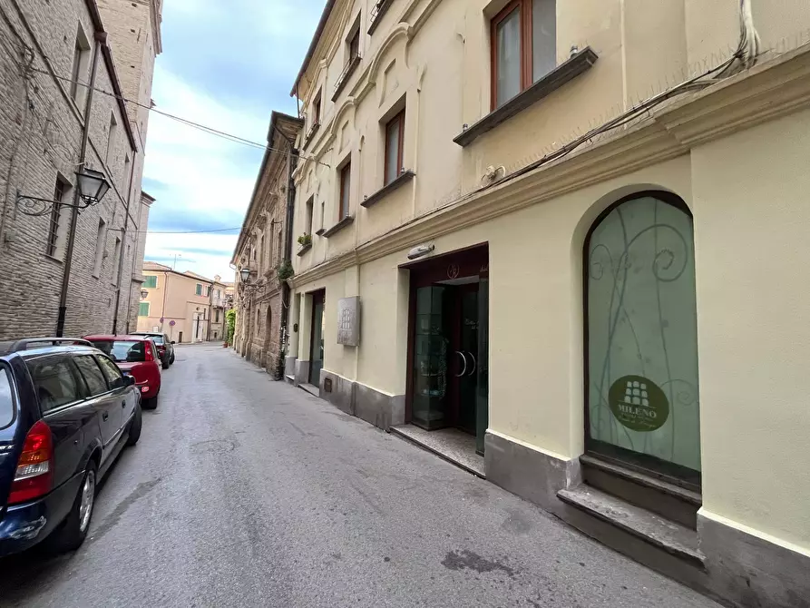 Immagine 20 di Locale commerciale in affitto  in VIA VESCOVADO a Vasto