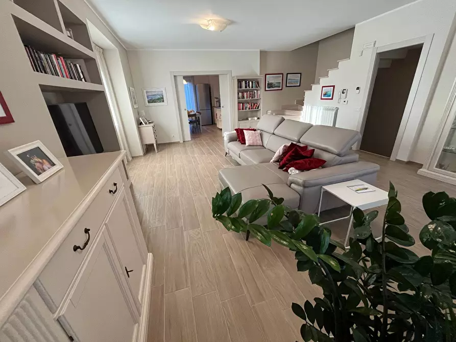 Immagine 4 di Villetta a schiera in vendita  in CORSO MAZZINI a Vasto