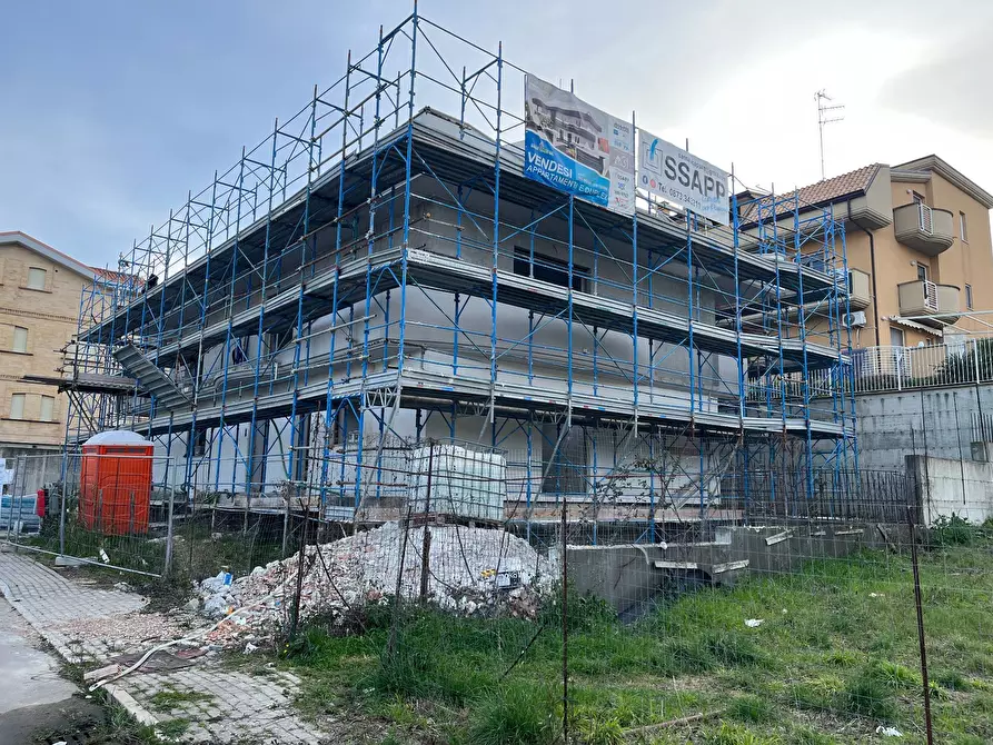 Immagine 27 di Appartamento in vendita  in VIA DON FELICE PICCIRILLI a Vasto