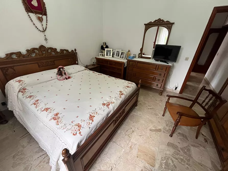 Immagine 17 di Appartamento in vendita  in VIA DEL GIGLIO a Vasto