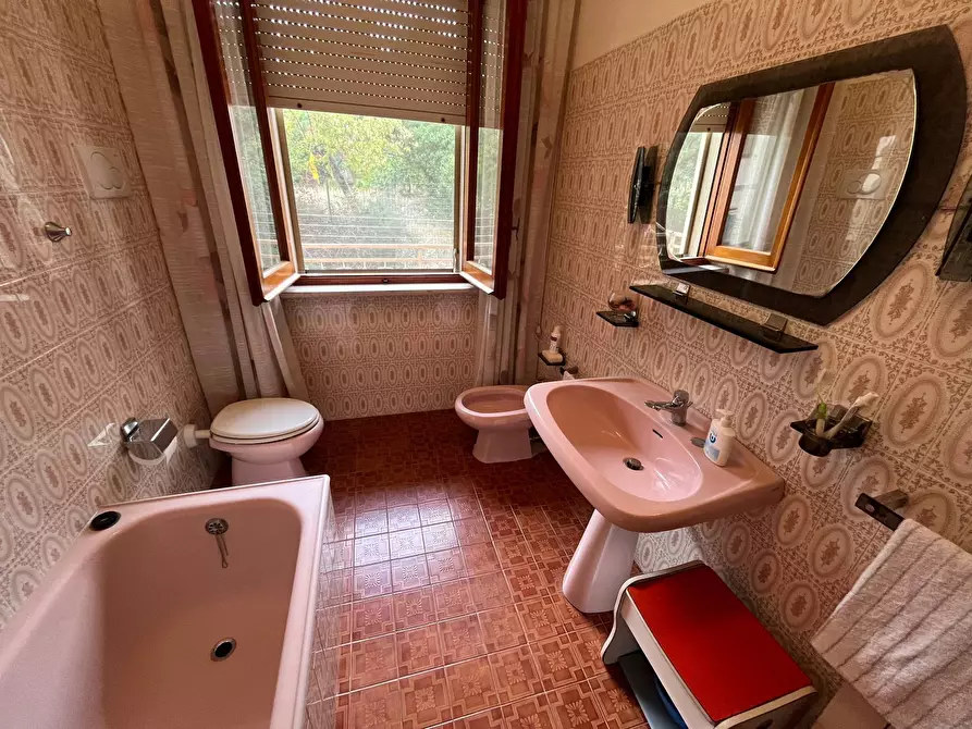 Immagine 21 di Appartamento in vendita  in VIA DEL GIGLIO a Vasto