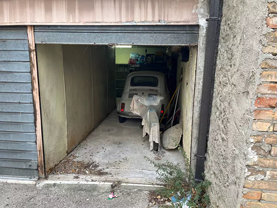 Immagine 28 di Appartamento in vendita  in VIA DEL GIGLIO a Vasto