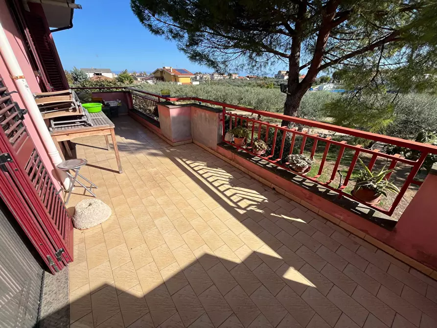 Immagine 8 di Villa in vendita  in via San Sisto a Vasto