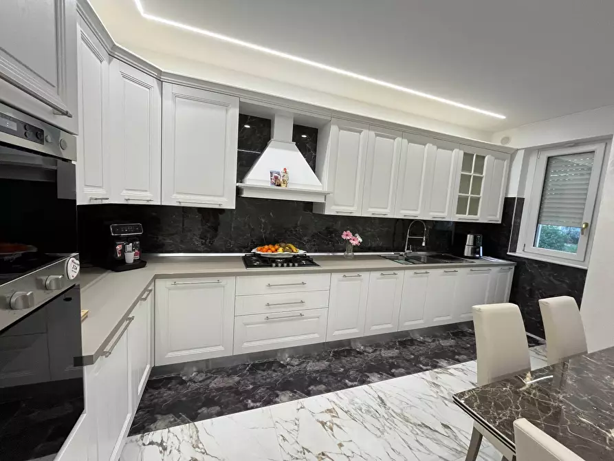 Immagine 8 di Appartamento in vendita  in VIA SPATARO a Vasto