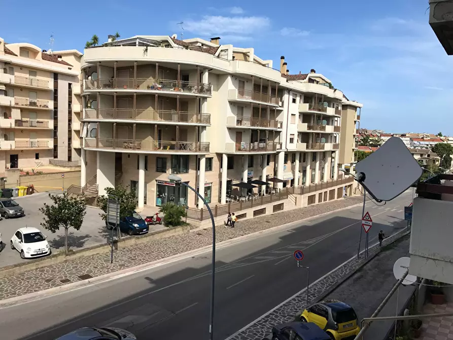 Immagine 27 di Appartamento in vendita  in VIA CICCARONE a Vasto