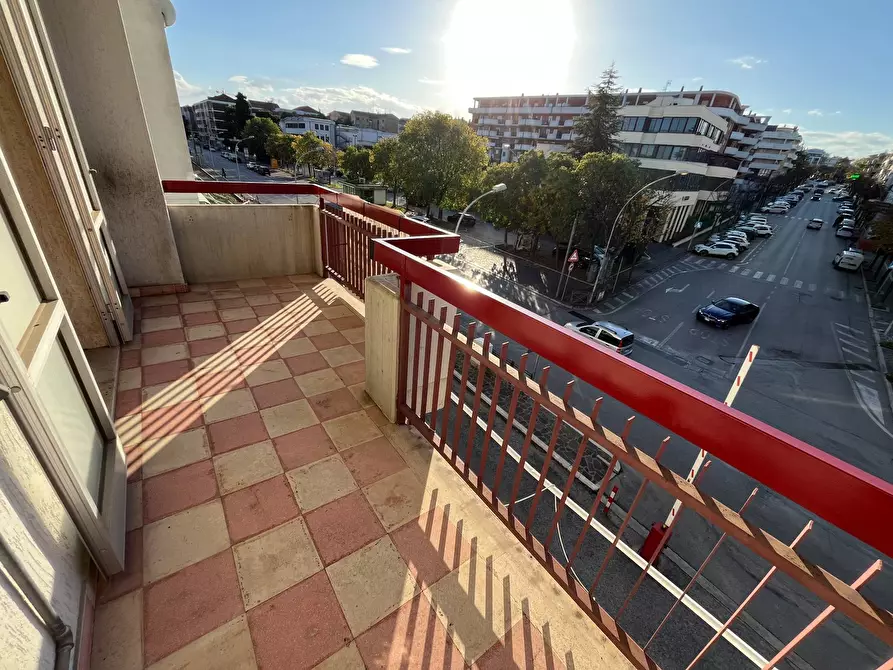 Immagine 19 di Appartamento in vendita  in VIA CICCARONE a Vasto