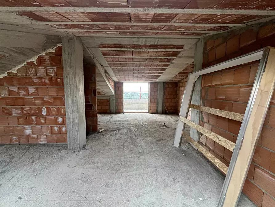 Immagine 11 di Casa indipendente in vendita  in VIA PIETRA a Vasto