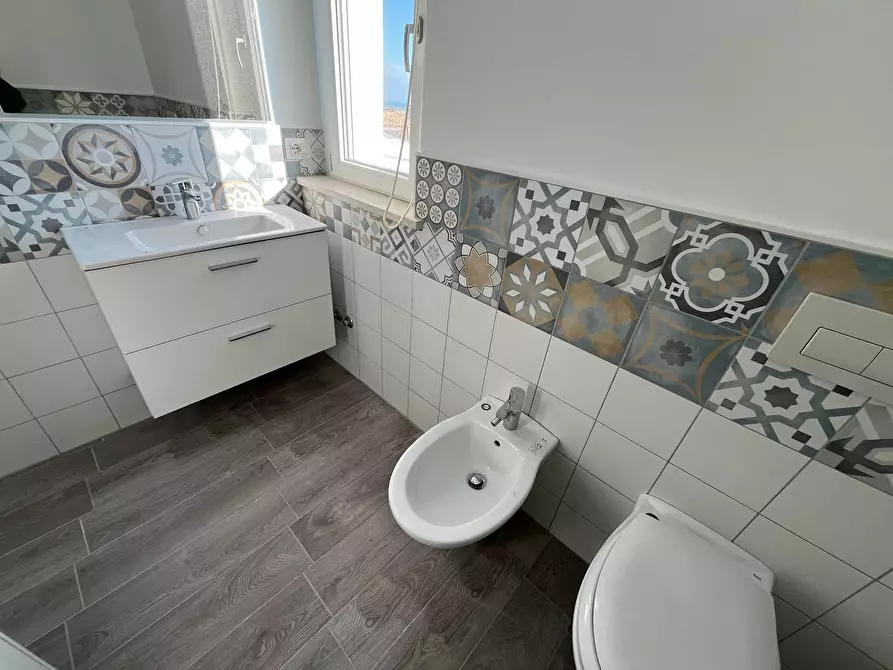 Immagine 18 di Casa indipendente in vendita  in VIA INCORONATA a Vasto