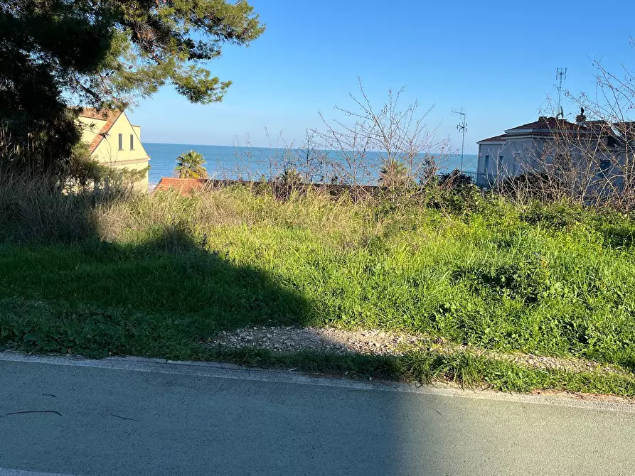 Immagine 11 di Appartamento in vendita  in VIA BIZET a Vasto