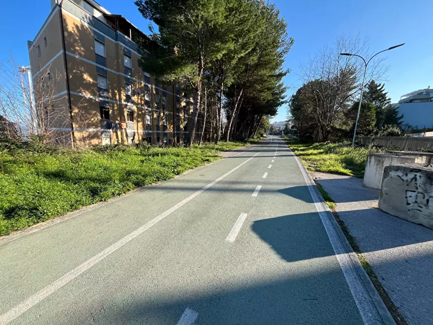 Immagine 12 di Appartamento in vendita  in VIA BIZET a Vasto
