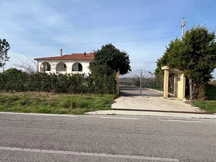Immagine 6 di Villa in vendita  in VIA OSCA a Vasto