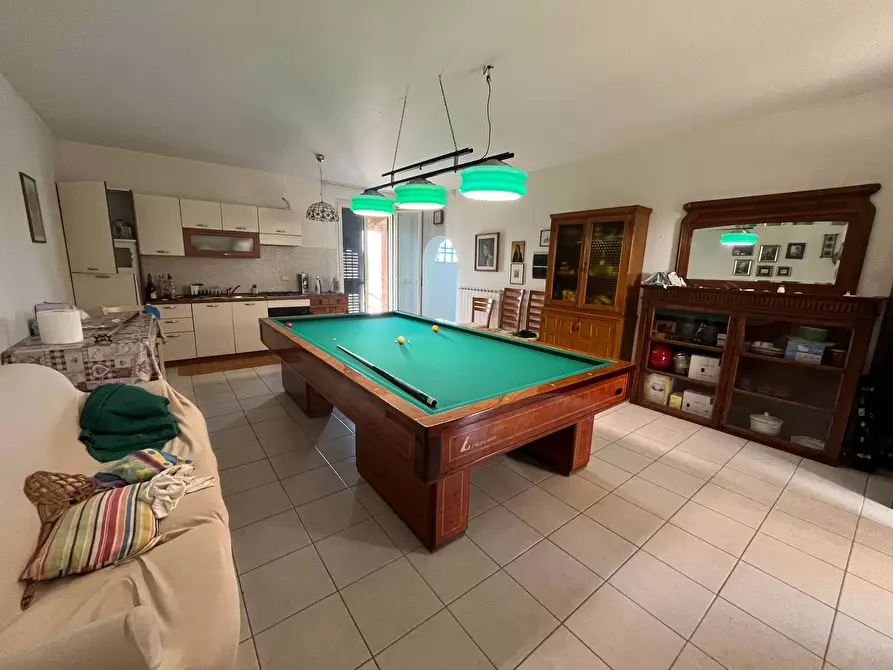 Immagine 2 di Villa in vendita  in VIA OSCA a Vasto