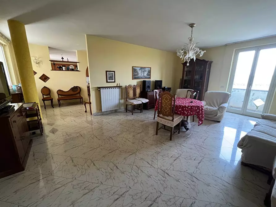 Immagine 24 di Villa in vendita  in VIA OSCA a Vasto