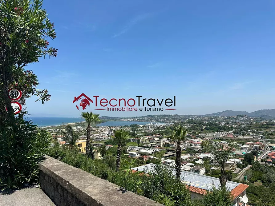 Immagine 9 di Appartamento in vendita  in via cappella a Bacoli