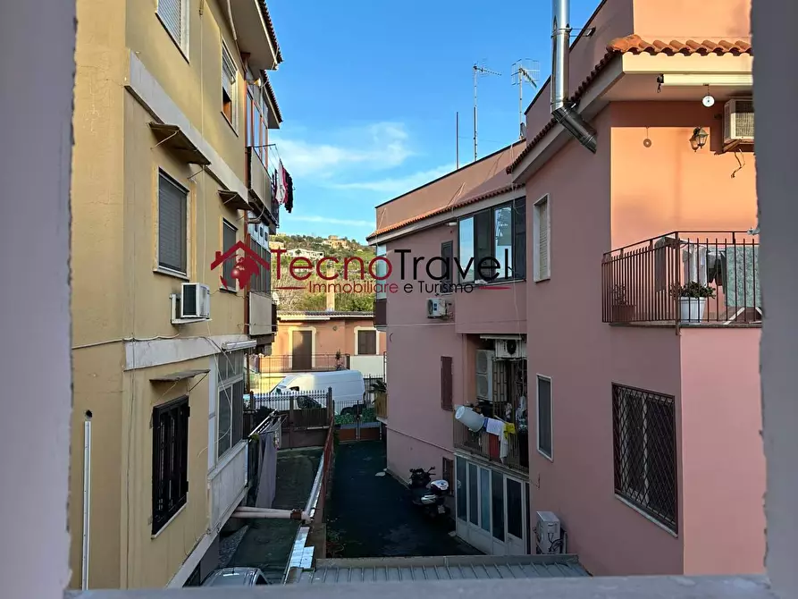 Immagine 17 di Appartamento in vendita  in via cappella a Bacoli