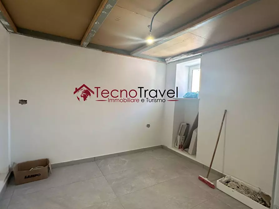 Immagine 20 di Appartamento in vendita  in via cappella a Bacoli