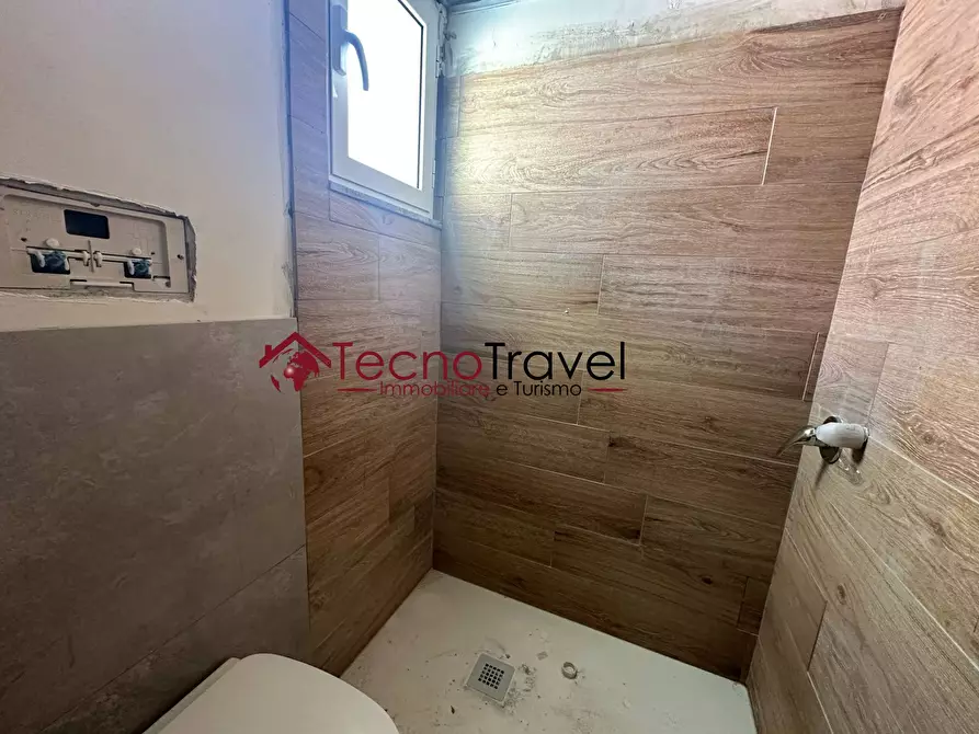 Immagine 6 di Appartamento in vendita  in via cappella a Bacoli