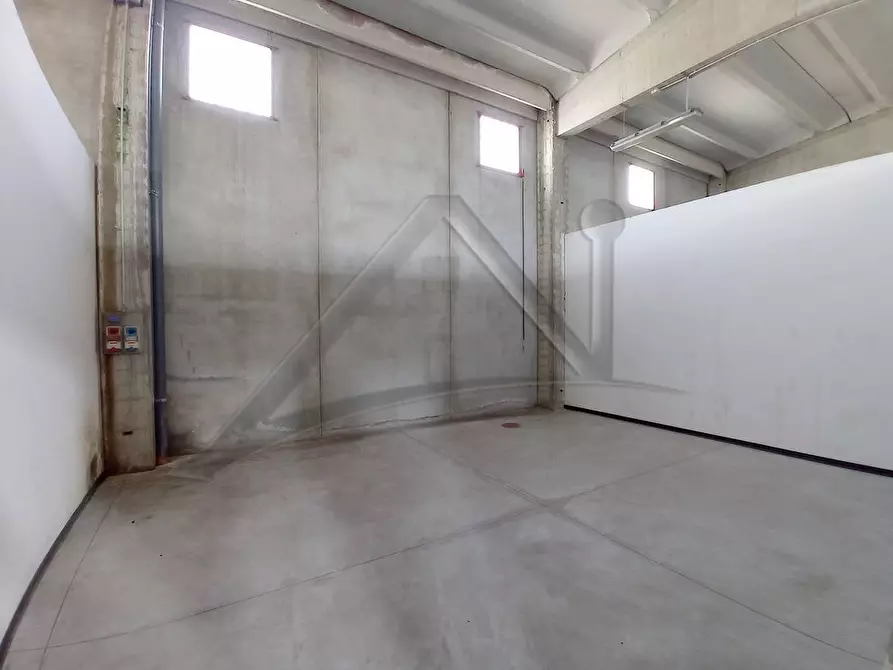 Immagine 24 di Capannone industriale in affitto  in Starda Statale 17 a L'aquila