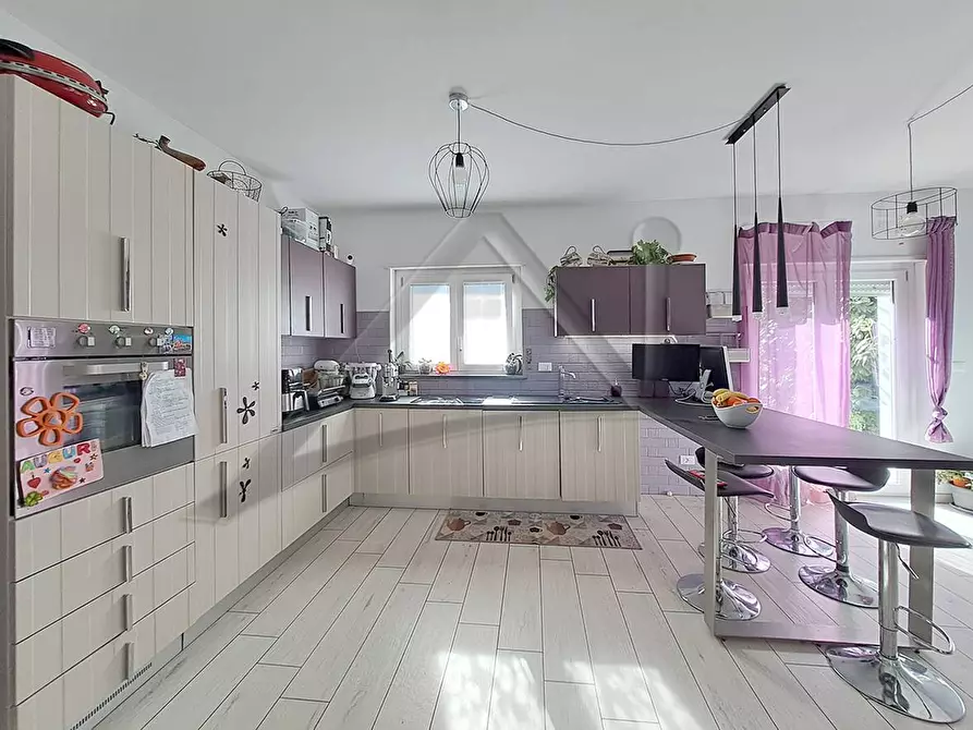 Immagine 4 di Villetta a schiera in vendita  in Via Del Calvario a San Demetrio Ne' Vestini