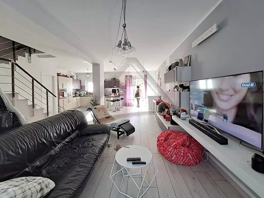 Immagine 5 di Villetta a schiera in vendita  in Via Del Calvario a San Demetrio Ne' Vestini