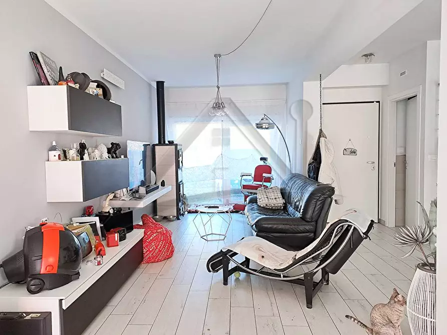 Immagine 10 di Villetta a schiera in vendita  in Via Del Calvario a San Demetrio Ne' Vestini