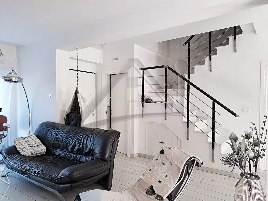 Immagine 14 di Villetta a schiera in vendita  in Via Del Calvario a San Demetrio Ne' Vestini