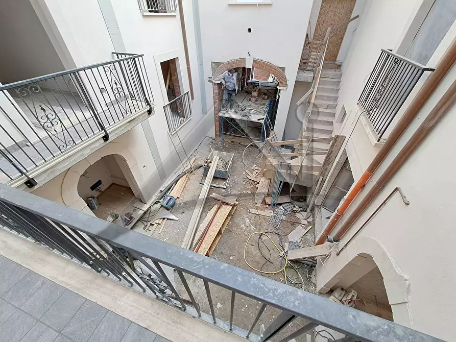 Immagine 11 di Appartamento in vendita  in Via della Piega a Sant'eusanio Forconese