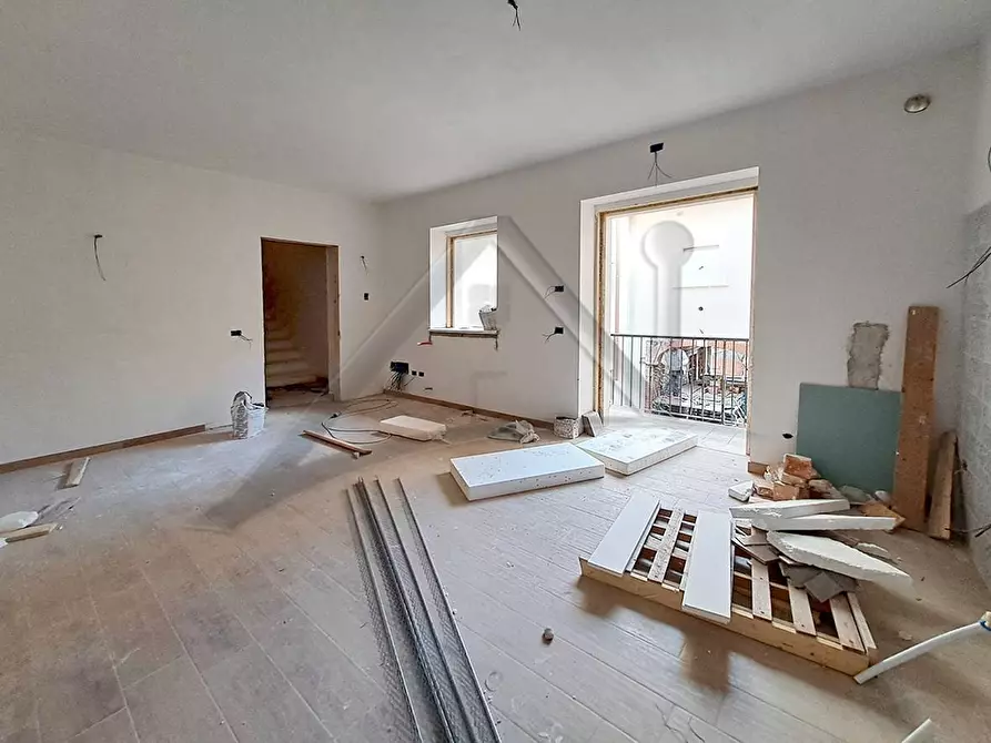 Immagine 10 di Appartamento in vendita  in Via della Piega a Sant'eusanio Forconese