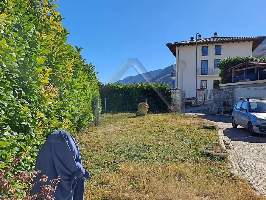 Immagine 25 di Villa in vendita  in Via Della Chiesa a Villa Sant'angelo