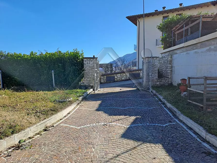 Immagine 29 di Villa in vendita  in Via Della Chiesa a Villa Sant'angelo