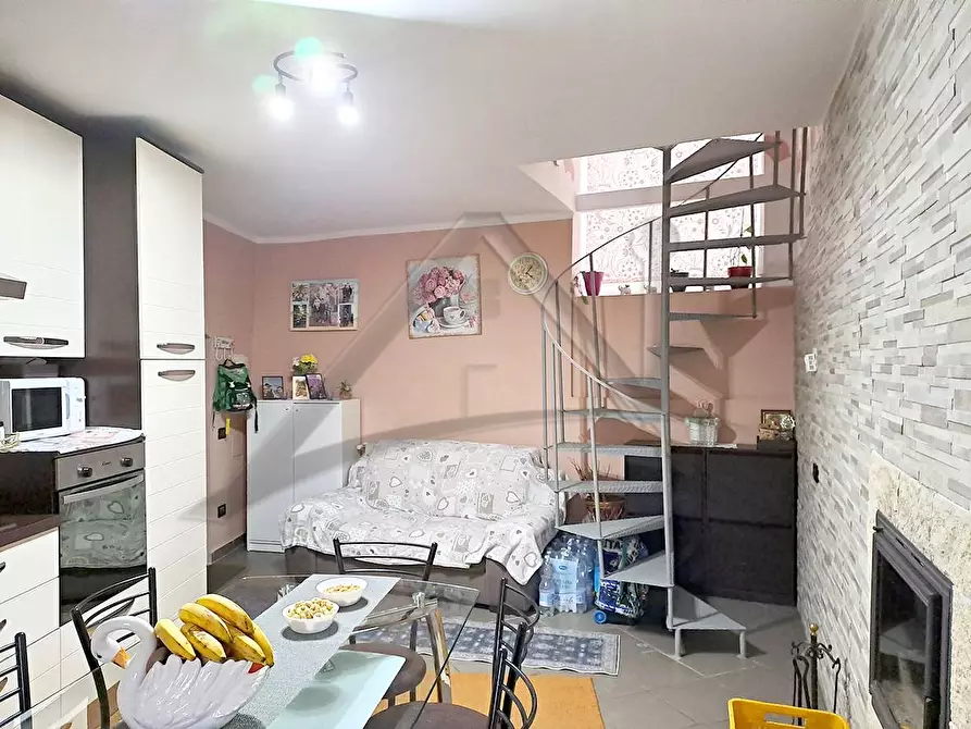 Immagine 12 di Appartamento in vendita  in Via Principe Umberto a San Pio Delle Camere