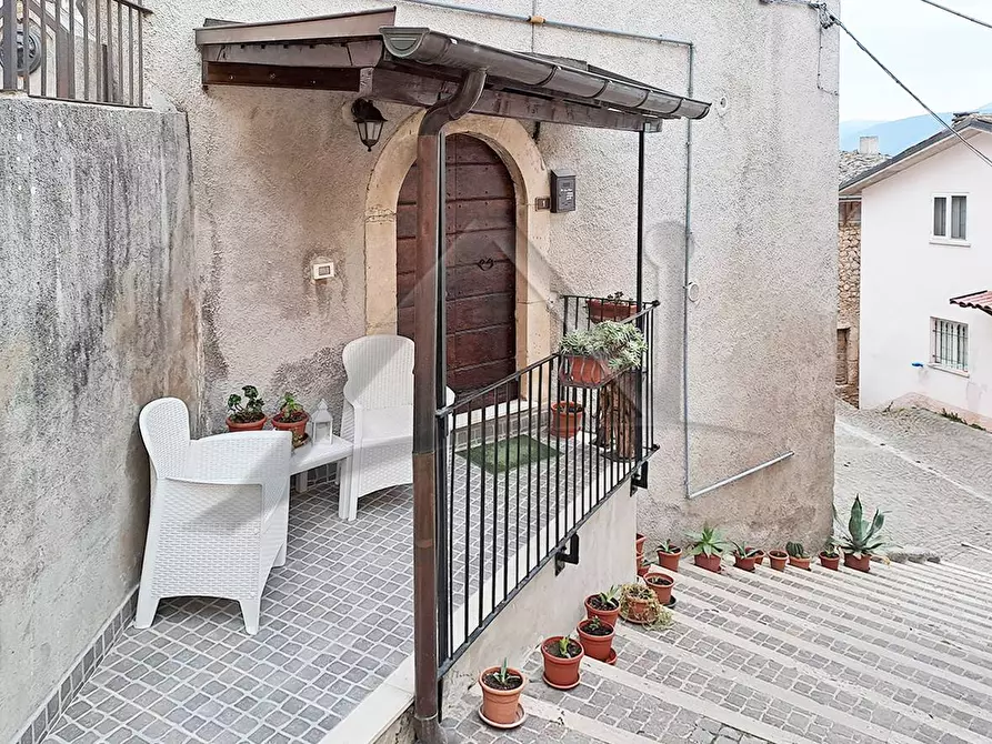 Immagine 2 di Appartamento in vendita  in Via Principe Umberto a San Pio Delle Camere