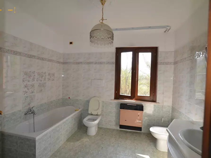 Immagine 18 di Casa indipendente in vendita  in contrada Menocchia a Montefiore Dell'aso