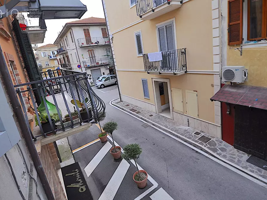 Immagine 4 di Casa indipendente in vendita  in Via Cairoli a Cupra Marittima