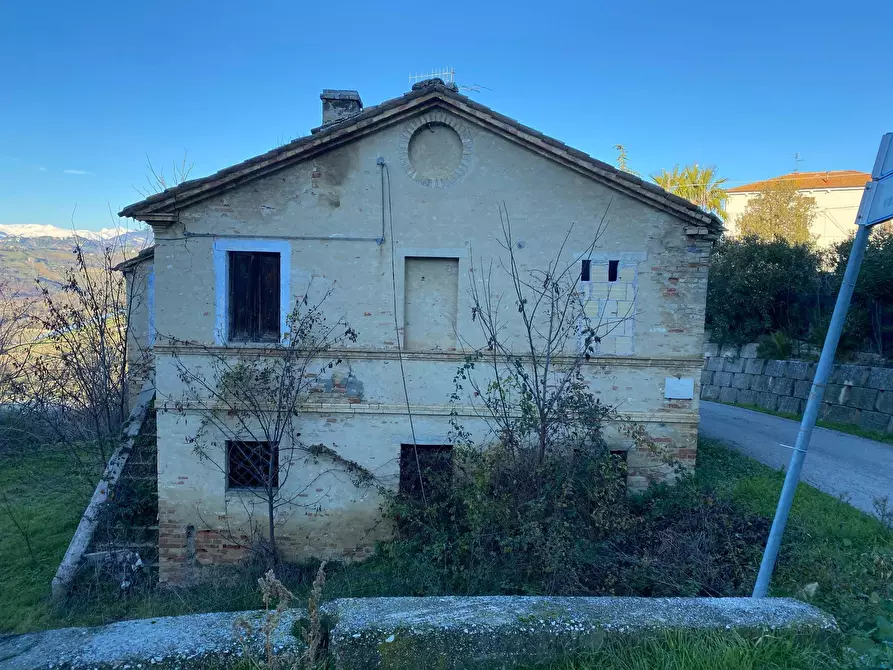 Immagine 3 di Rustico / casale in vendita  a Monsampolo Del Tronto