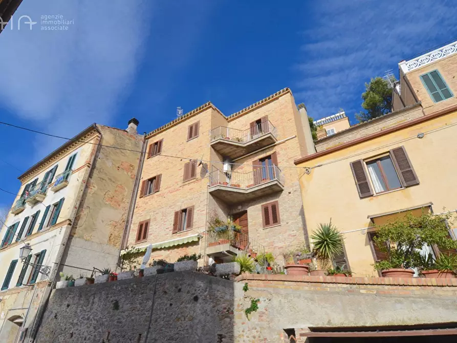 Immagine 1 di Casa indipendente in vendita  in Via Indipendenza a Colonnella