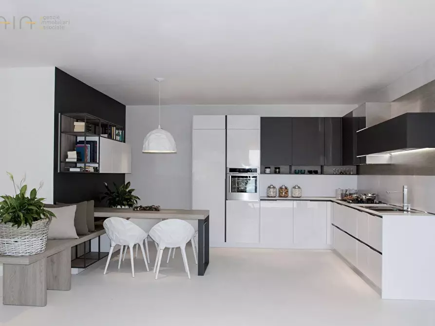 Immagine 7 di Appartamento in vendita  in Via Barbara Tosatti a San Benedetto Del Tronto