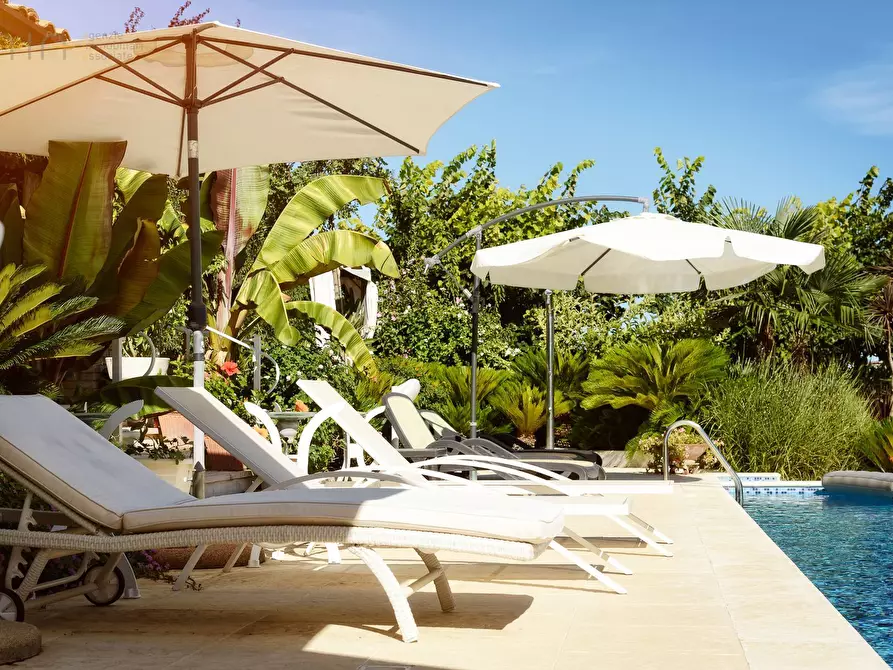 Immagine 4 di Rustico / casale in vendita  in Contrada Rio Moro a Colonnella