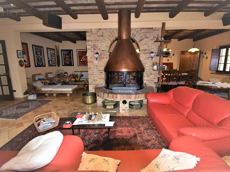 Immagine 15 di Rustico / casale in vendita  in Contrada Rio Moro a Colonnella