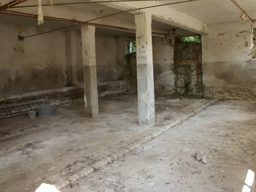 Immagine 5 di Rustico / casale in vendita  in Contrada Solagna Ragnola a Monteprandone