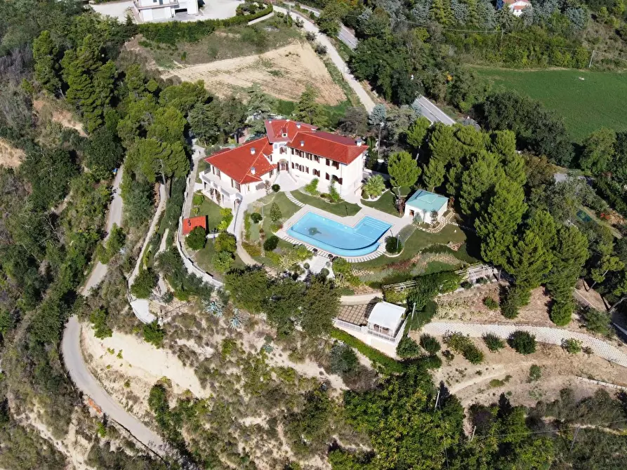 Immagine 22 di Villa in vendita  in Strada Provinciale Cuprense  (Contrada cabiano 19) a Ripatransone