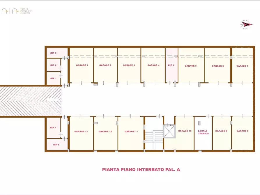 Immagine 2 di Locale commerciale in vendita  in Via C. battisti a Martinsicuro