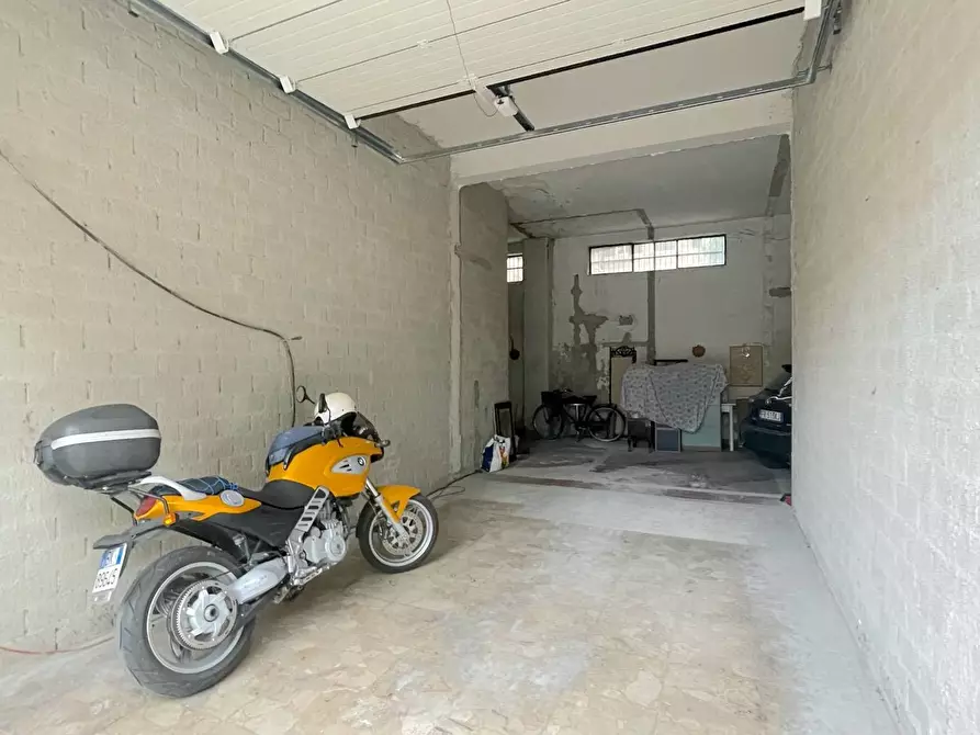 Immagine 3 di Box auto in vendita  in Via Giovanni XXIII a San Benedetto Del Tronto