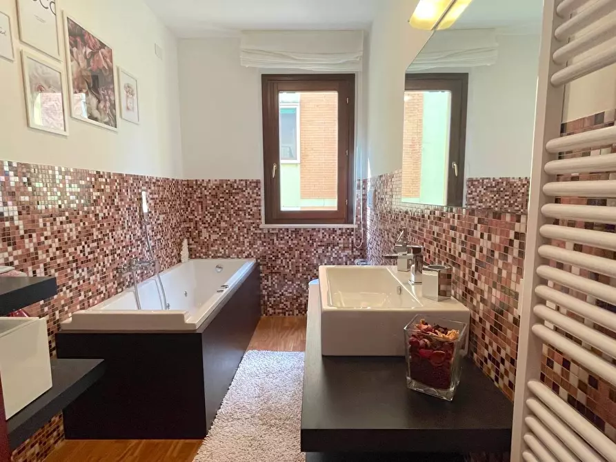 Immagine 23 di Appartamento in vendita  in Via Santa Caterina a San Benedetto Del Tronto