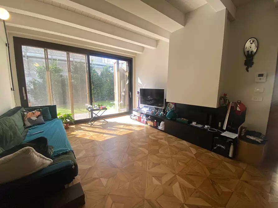 Immagine 6 di Villa in vendita  in Zona Centrale a San Benedetto Del Tronto