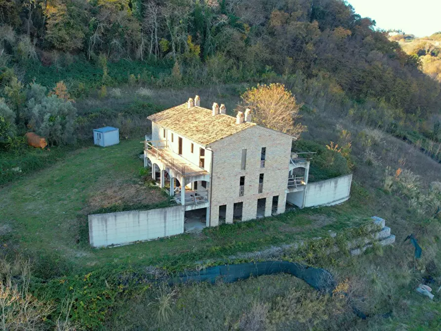 Immagine 12 di Appartamento in vendita  in Contrada San Giovanni a Montefiore Dell'aso