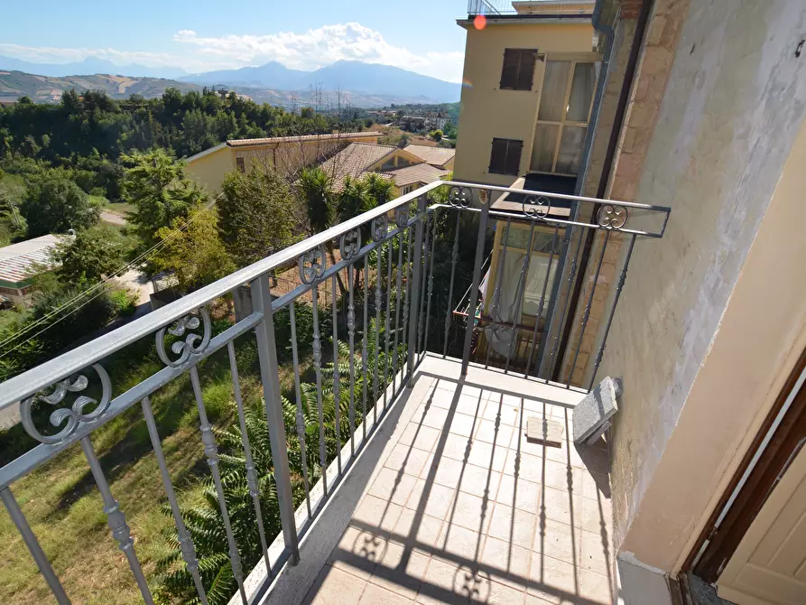 Immagine 17 di Appartamento in vendita  in Via Cavour a Monsampolo Del Tronto