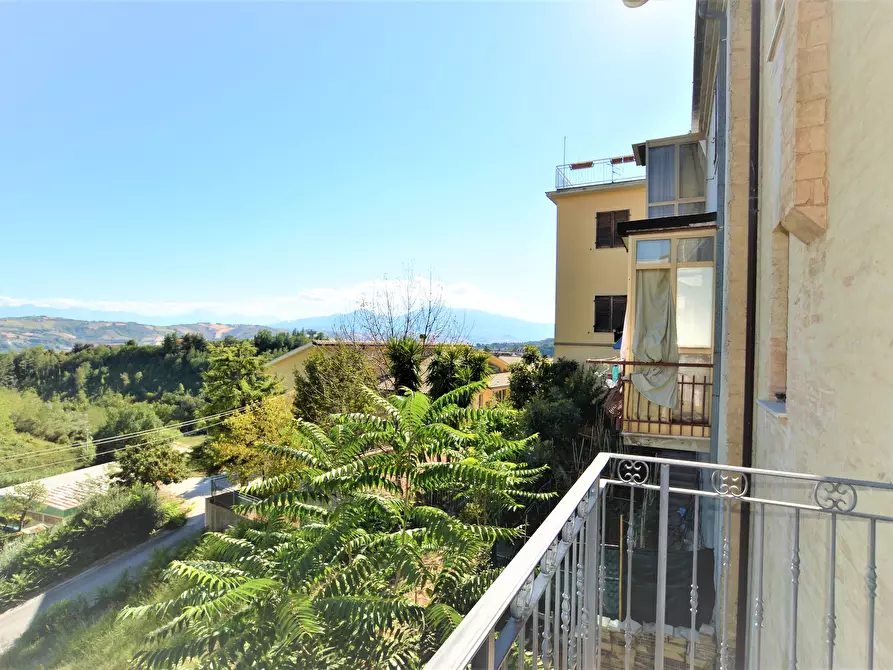 Immagine 25 di Appartamento in vendita  in Via Cavour a Monsampolo Del Tronto