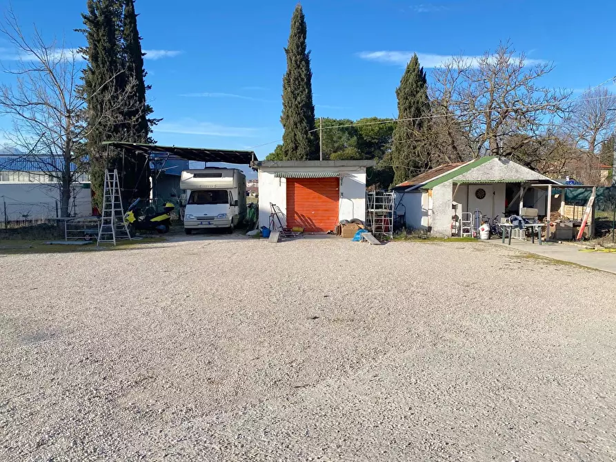 Immagine 11 di Casa indipendente in vendita  in Viale De Gasperi a Monsampolo Del Tronto