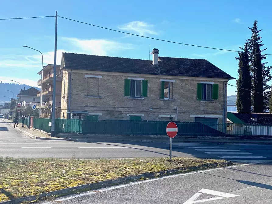 Immagine 21 di Casa indipendente in vendita  in Viale De Gasperi a Monsampolo Del Tronto